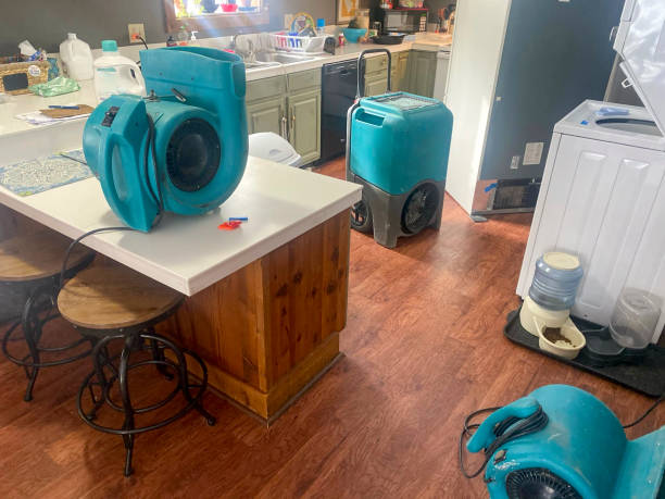 Best Commercial water damage restoration  in Big Lake, WA